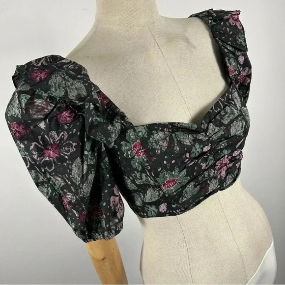 💕Zara dark  floral decor sleeve crop size small NWOT - Picture 3 of 11